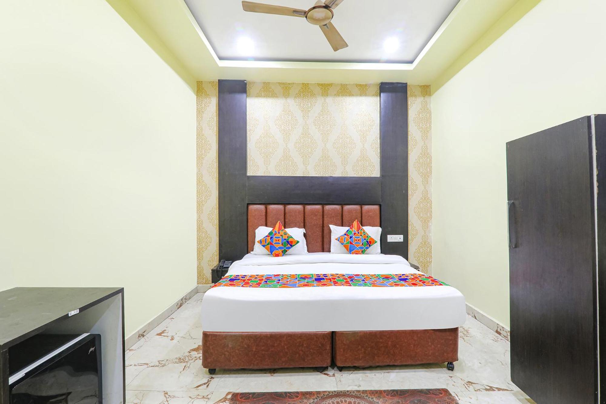 Fabexpress Gs Residency Varanasi