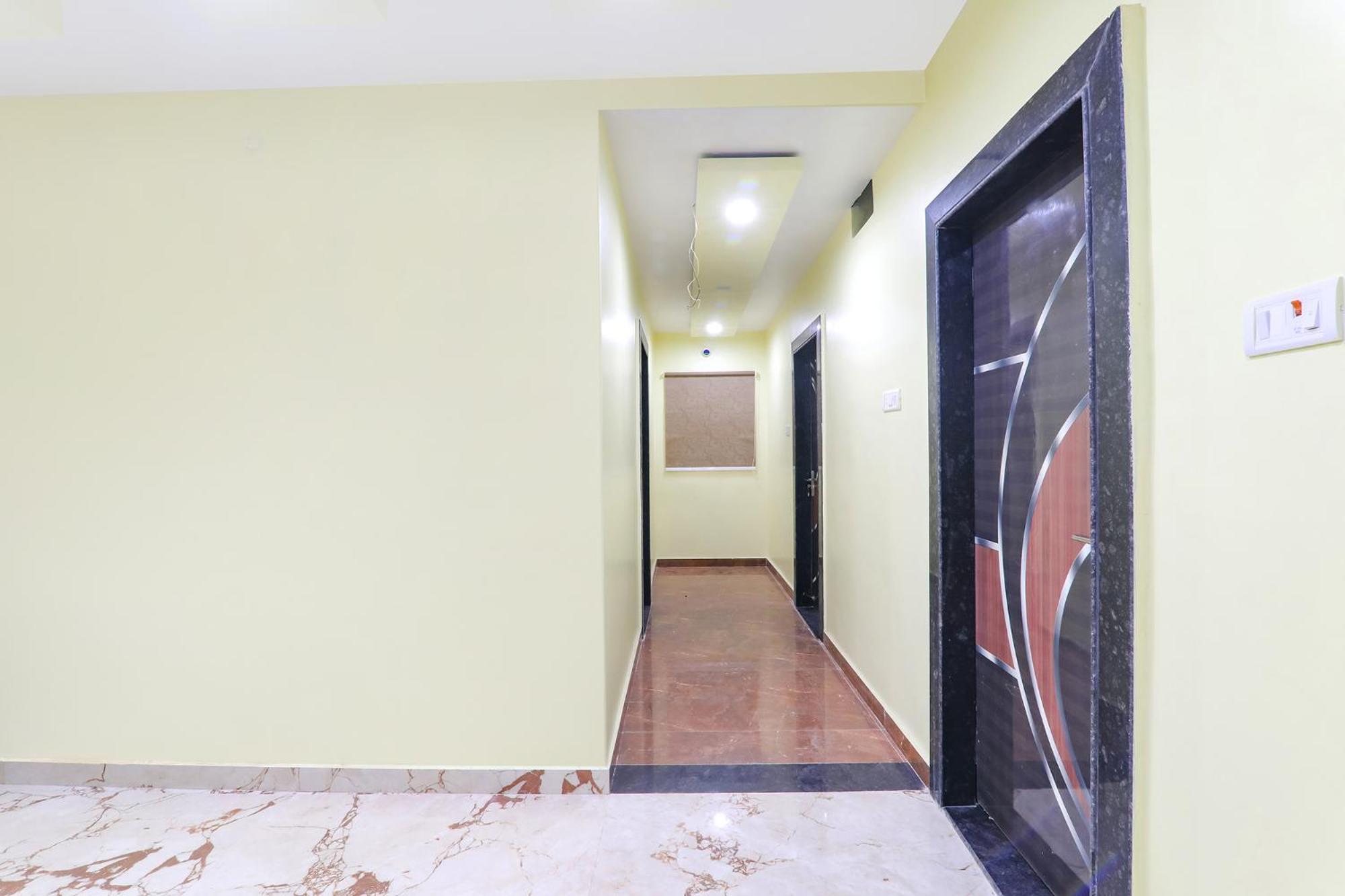 Fabexpress Gs Residency Hotel