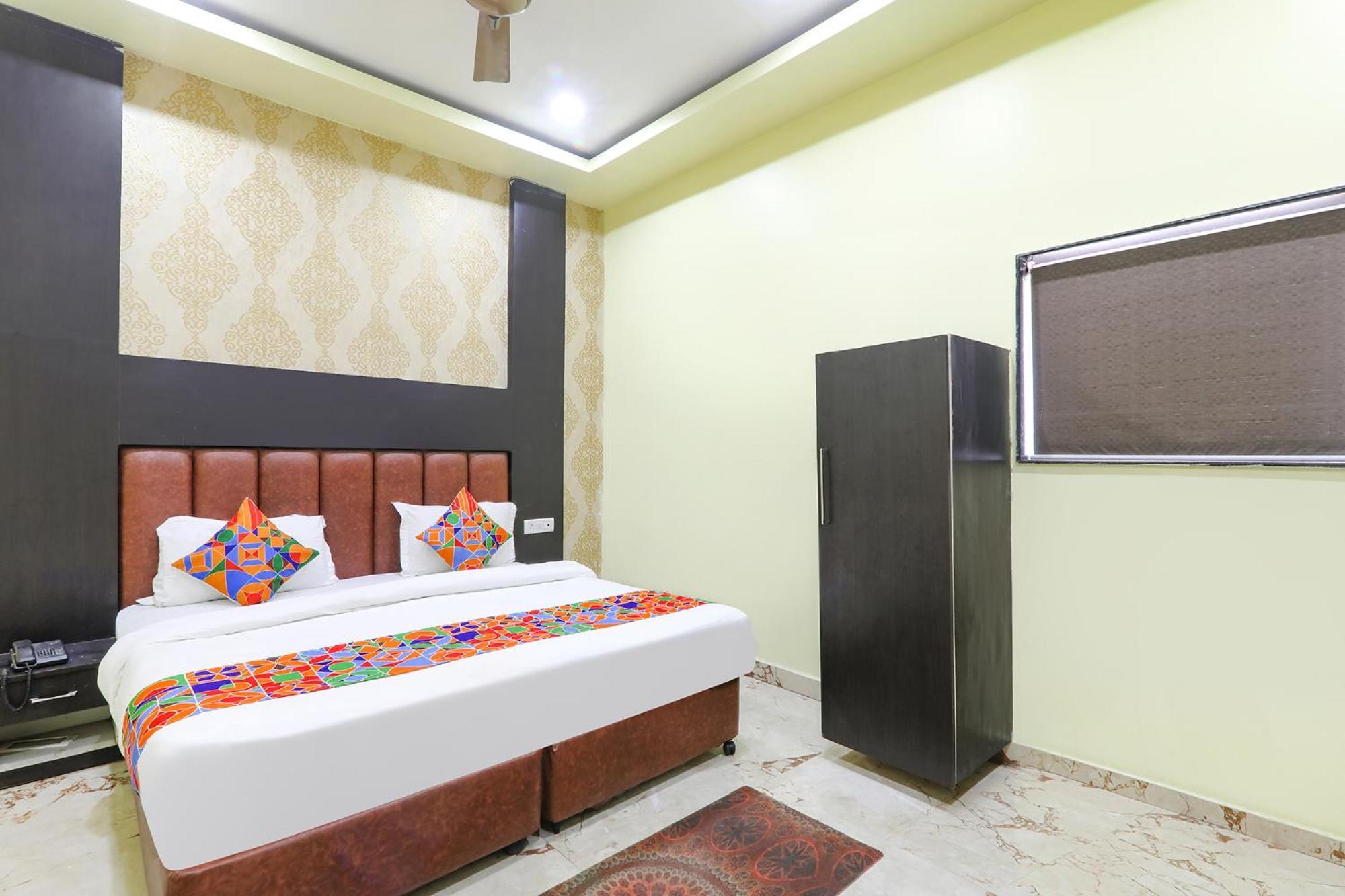 Hotel Fabexpress Gs Residency Varanasi